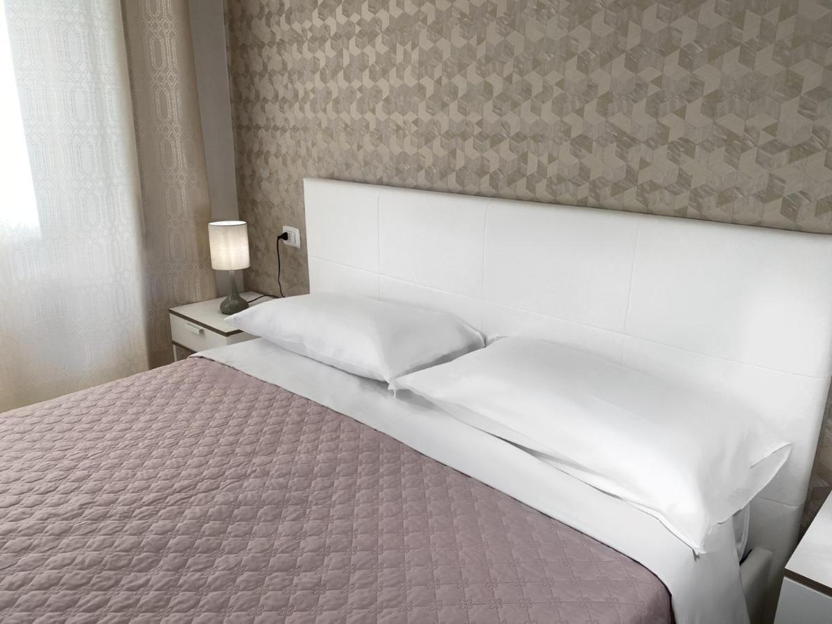 B&B Enjoy Happyness Pompeia Exterior foto