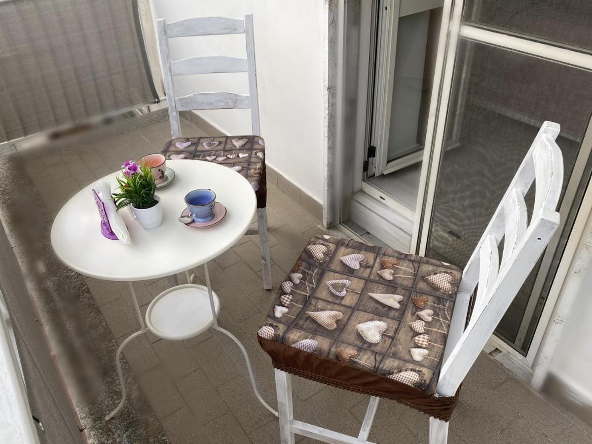 B&B Enjoy Happyness Pompeia Exterior foto